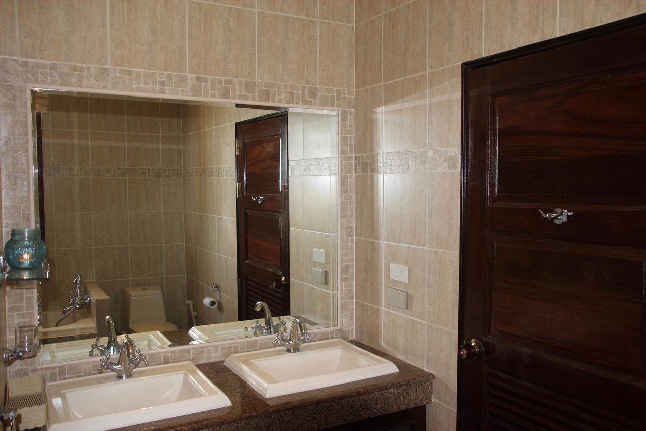 Sibaja Palms Sunset Beach Luxury Villa Taling Ngam-stranden Eksteriør billede