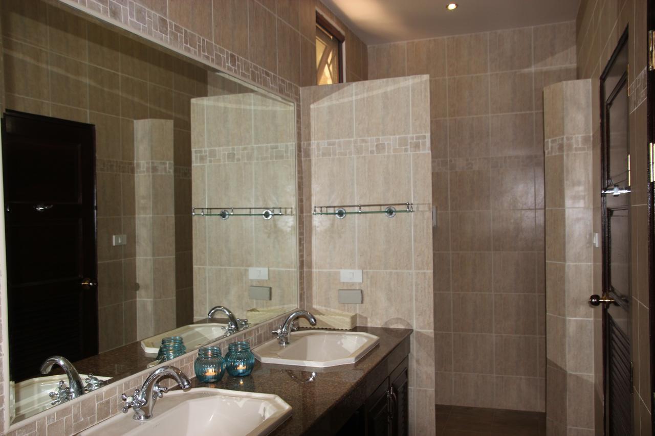 Sibaja Palms Sunset Beach Luxury Villa Taling Ngam-stranden Eksteriør billede